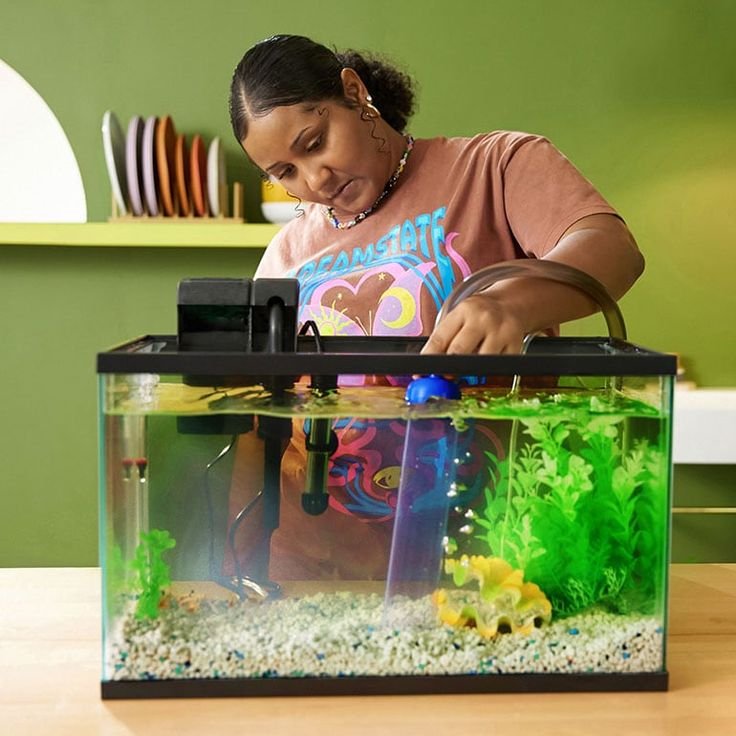 Aquarium & Fish Tank Cleaner